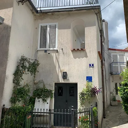 Goga Apartman *